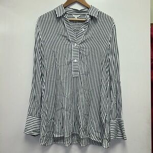 Max Studio NWT Monochrome Striped Rayon Fabric Lightweight